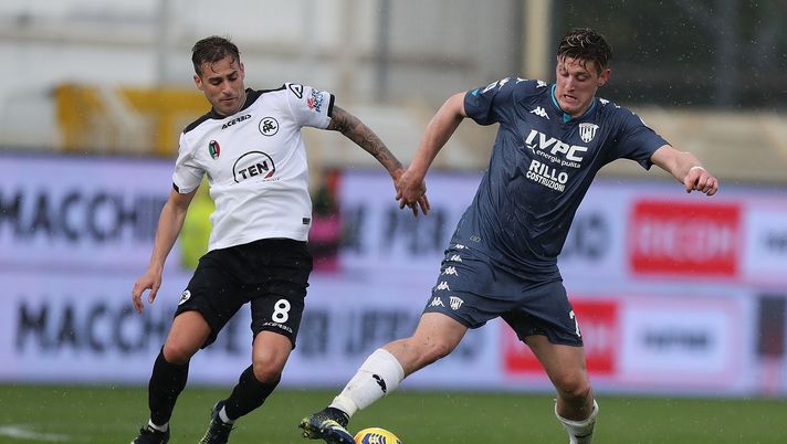 LA SPEZIA, ITALY - MARCH 06: Alfonso Julian Gaich of Benevento Calcio in action during the Serie A match between Spezia Calcio and Benevento Calcio at Stadio Alberto Picco on March 6, 2021 in La Spezia, Italy.  (Photo by Gabriele Maltinti/Getty Images) 