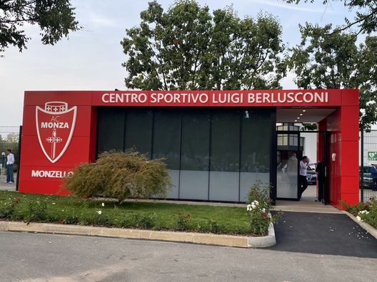 Berlusconi a Monzello: “Il Monza in A è educativo per tanti ragazzi”- immagine 2