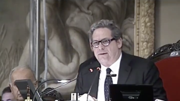 Incredibile alla Regione Siciliana, il fratello del presidente della Lega Serie A: &#8220;Sospendiamo per vedere Inter-Juventus&#8221; 