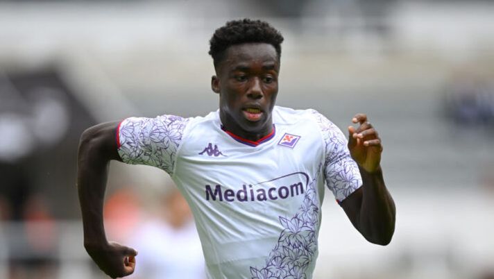 UFFICIALE – Fiorentina, infortunio Kayode: l’esito degli esami e i tempi di recupero - immagine 1