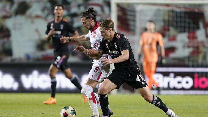 PADOVA, ITALY - MAY 21: Hans Nicolussi Caviglia of Juventus U23 in action during the Serie C Playoffs match between Padova and Juventus U23 at Stadio Euganeo on May 21, 2022 in Padova, Italy. (Photo by Danilo Di Giovanni/Juventus FC via Getty Images) Padova