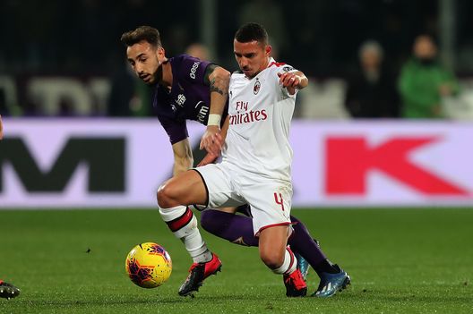 Gaetano Castrrovilli vs. Ismael Bennacer in Fiorentina-Milan (credits Getty Images) Gaetano Castrrovilli vs. Ismael Bennacer in Fiorentina-Milan (credits Getty Images)