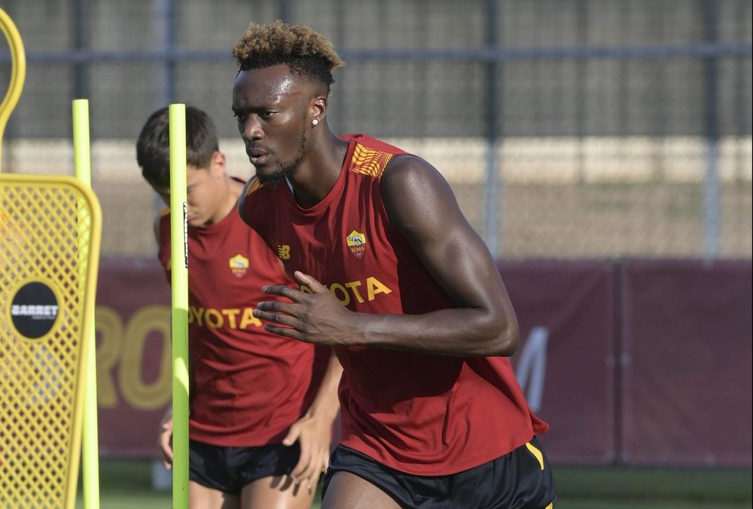 Roma, rifinitura prima del Monza: Belotti c’è. Squadra in ritiro – FOTO GALLERY - immagine 31