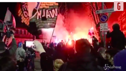 VIDEO Atalanta-Real Madrid, tifosi in strada a Bergamo: inutili gli appelli, assembramenti fuori dal “Gewiss Stadium”