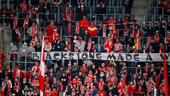 Getty Proteste per l’ok a investitori stranieri, stop a match in Germania - immagine 1