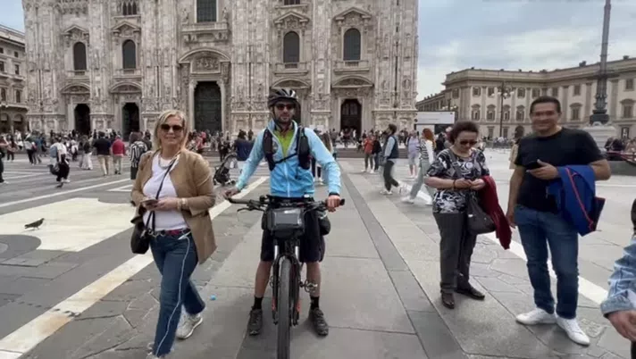 Il tifoso in bicicletta: “Ho percorso Milano-Napoli per festeggiae lo scudetto” - immagine 1