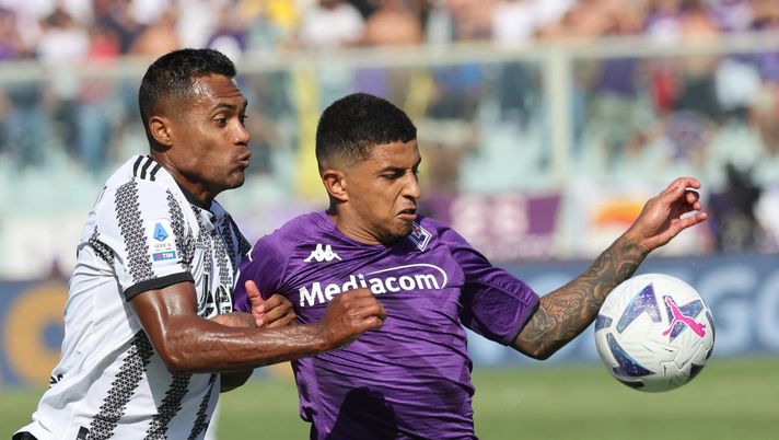 GERMOGLI PH: 3 SETTEMBRE 2022 FIRENZE STADIO ARTEMIO FRANCHI CAMPIONATO SERIE A 2022 - 2023 FIORENTINA VS JUVENTUS NELLA FOTO DODO Non ci voleva! Dodô lascia il campo in barella: problemi anche per Sottil? - immagine 1