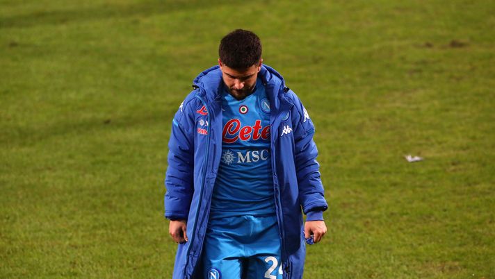 REGGIO NELL'EMILIA, ITALY - JANUARY 20: Lorenzo Insigne of Napoli reacts after the Italian PS5 Supercup match between Juventus and SSC Napoli at Mapei Stadium - Citta' del Tricolore on January 20, 2021 in Reggio nell'Emilia, Italy. Sporting stadiums around Italy remain under strict restrictions due to the Coronavirus Pandemic as Government social distancing laws prohibit fans inside venues resulting in games being played behind closed doors. (Photo by Marco Luzzani/Getty Images) REGGIO NELL'EMILIA, ITALY - JANUARY 20: Lorenzo Insigne of Napoli reacts after the Italian PS5 Supercup match between Juventus and SSC Napoli at Mapei Stadium - Citta' del Tricolore on January 20, 2021 in Reggio nell'Emilia, Italy. Sporting stadiums around Italy remain under strict restrictions due to the Coronavirus Pandemic as Government social distancing laws prohibit fans inside venues resulting in games being played behind closed doors. (Photo by Marco Luzzani/Getty Images)