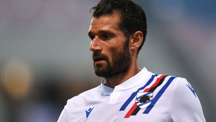 REGGIO NELL'EMILIA, ITALY - AUGUST 29: Antonio Candreva of UC Sampdoria looks on during the Serie A match between US Sassuolo and UC Sampdoria at Mapei Stadium - Citta' del Tricolore on August 29, 2021 in Reggio nell'Emilia, Italy. (Photo by Alessandro Sabattini/Getty Images) UFFICIALE – Candreva è della Salernitana: ecco il comunicato e cosa fare al fantacalcio - immagine 1