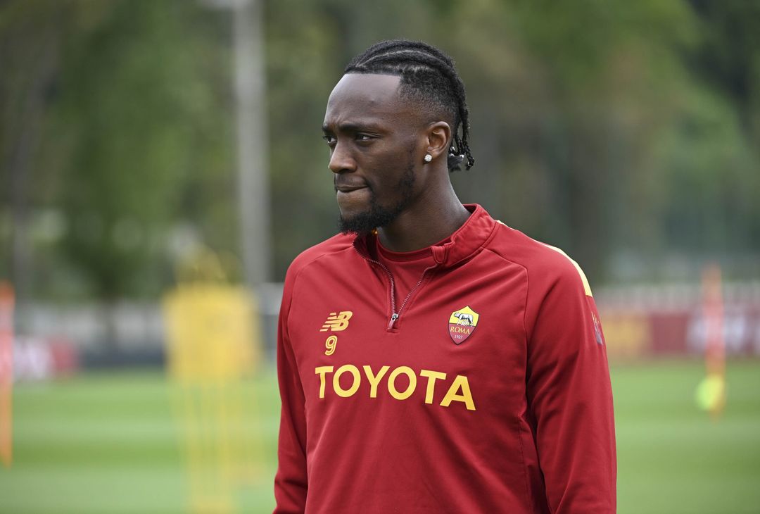 Roma, allenamento in vista del Bayer: ci sono Dybala e Wijnaldum – FOTO GALLERY - immagine 37