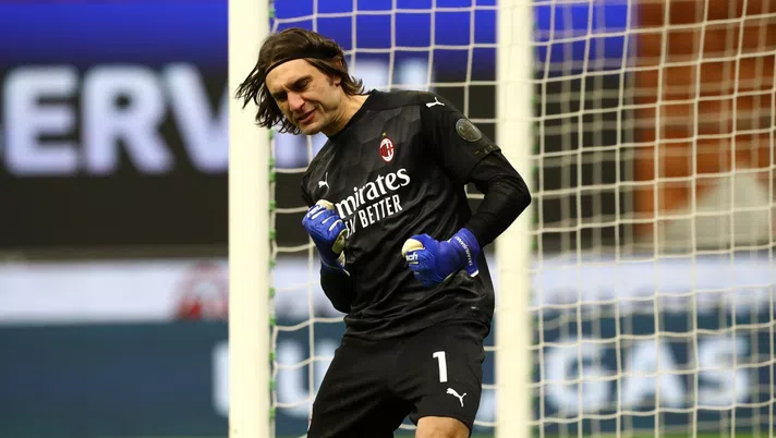 Ciprian Tatarusanu (portiere AC Milan), esulta per il rigore parato in Milan-Torino 5-4 dcr (Coppa Italia 2020-2021) | News (Getty Images)