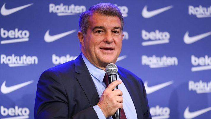 Barcellona, Pre-derby di fuego: Laporta “Non escludo che possano tornare Messi o Iniesta” - immagine 1