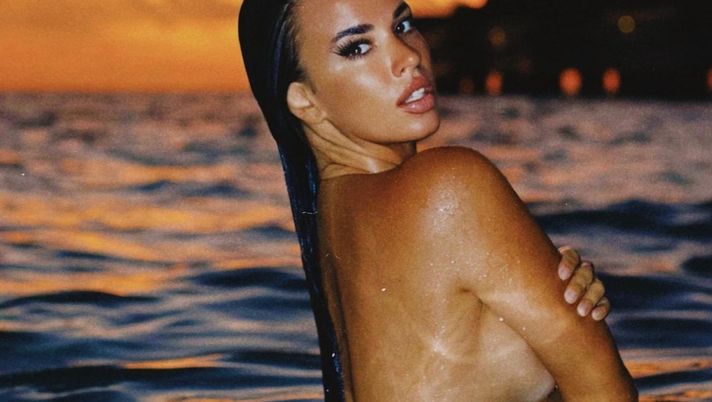 Ivana Knoll regina hot dei Mondiali: “No a OnlyFans, voglio essere ambasciatrice FIFA” Ivana Knoll regina hot dei Mondiali: “No a OnlyFans, voglio essere ambasciatrice FIFA” - immagine 1