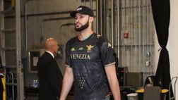 In America amano il calcio italiano: Larry Nance Jr arriva con la maglia del Venezia