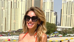 Michela Persico, vacanza in famiglia a Dubai. Fisico strepitoso in bikini