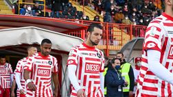 Vicenza, il caso della nuova maglia fa litigare Renzo Rosso con gli ultras