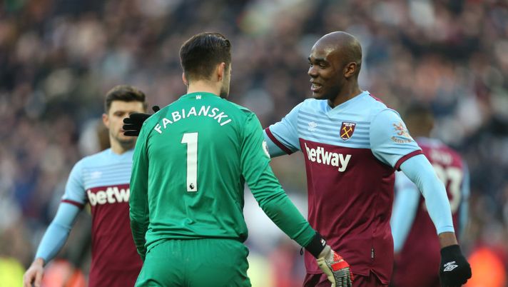 LONDON, ENGLAND - FEBRUARY 29: Lukasz Fabianski and Angelo Ogbonna of West Ham United celebrate following his sides victory after the Premier League match between West Ham United and Southampton FC at London Stadium on February 29, 2020 in London, United Kingdom. (Photo by Stephen Pond/Getty Images) LONDON, ENGLAND - FEBRUARY 29: Lukasz Fabianski and Angelo Ogbonna of West Ham United celebrate following his sides victory after the Premier League match between West Ham United and Southampton FC at London Stadium on February 29, 2020 in London, United Kingdom. (Photo by Stephen Pond/Getty Images)