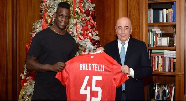 Balotelli al Monza con l'AD dei brianzoli Galliani Balotelli al Monza con l'AD dei brianzoli Galliani
