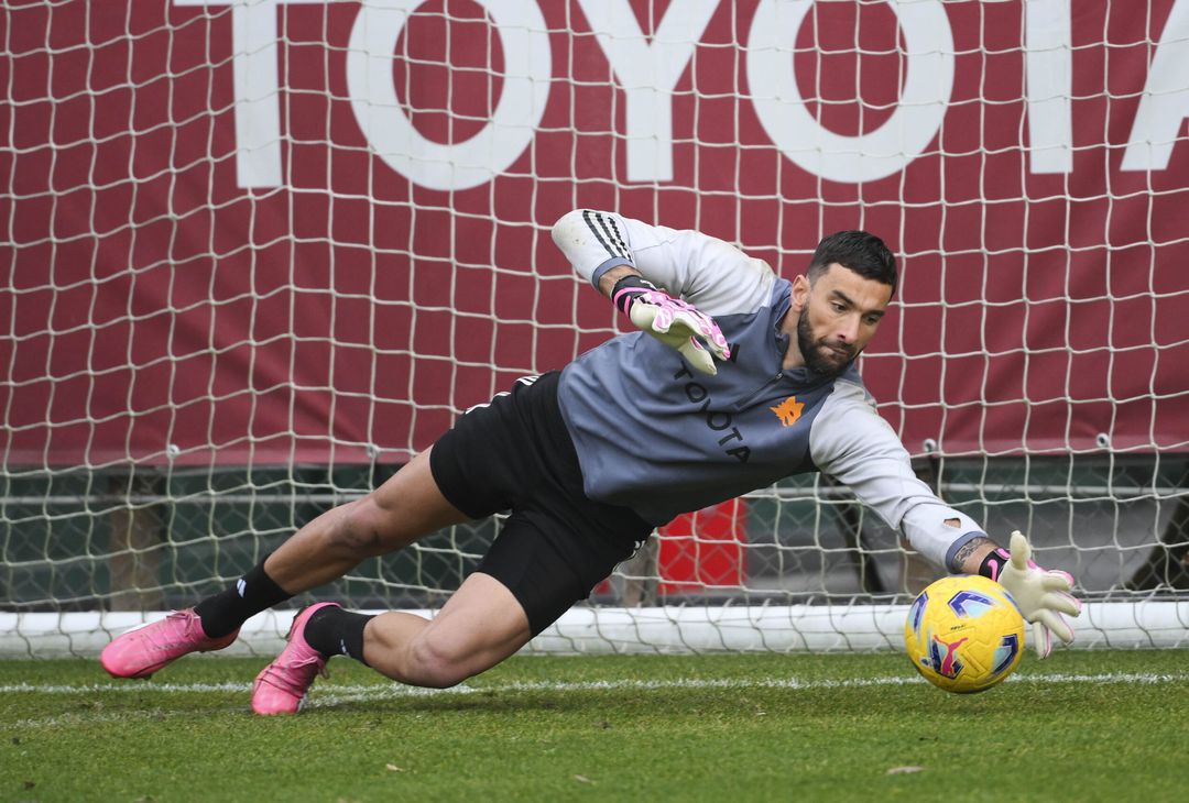 Roma, la rifinitura a Trigoria in vista dell’Inter – FOTOGALLERY - immagine 10