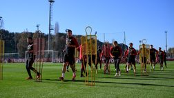 Roma, rifinitura alla viglia del Milan: out Dybala