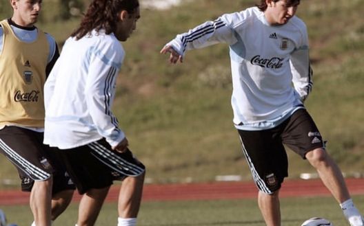 Sorín con Cambiasso e Messi in Nazionale... Sorín con Cambiasso e Messi in Nazionale...