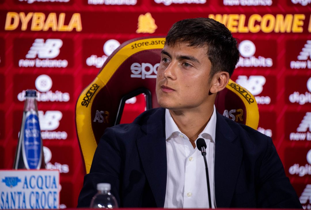 La conferenza stampa di presentazione di Dybala – FOTO GALLERY - immagine 18