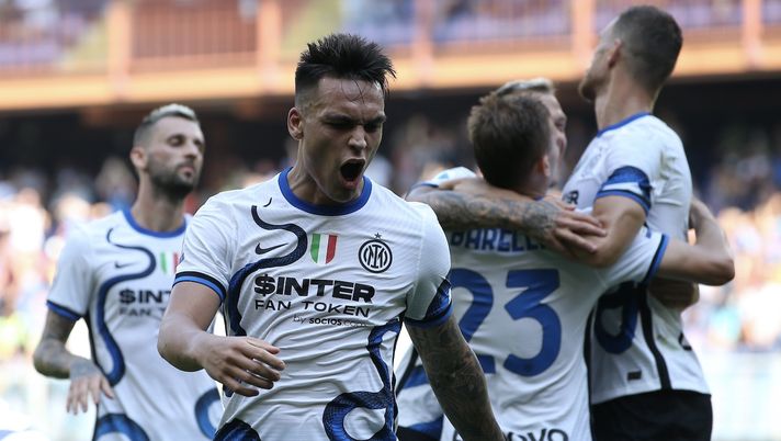 Lautaro Martínez esulta per il suo gol in Sampdoria-Inter 2-2 (Serie A 2021-2022) | News (Getty Images) 