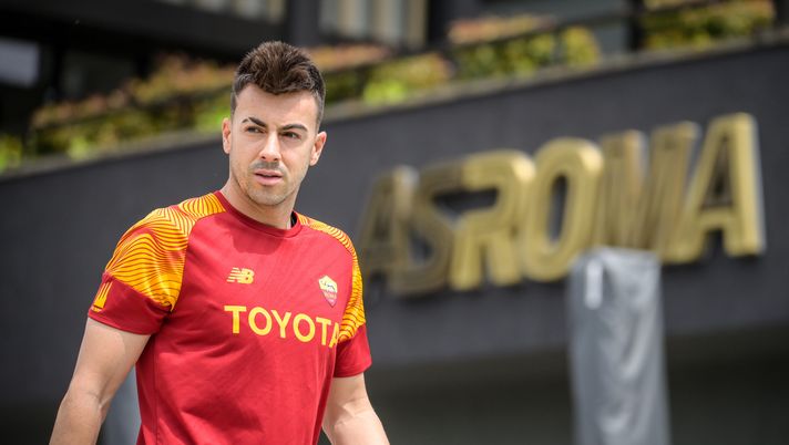 El Shaarawy corona il sogno di quattro bambini: selfie e abbracci a Trigoria - immagine 1