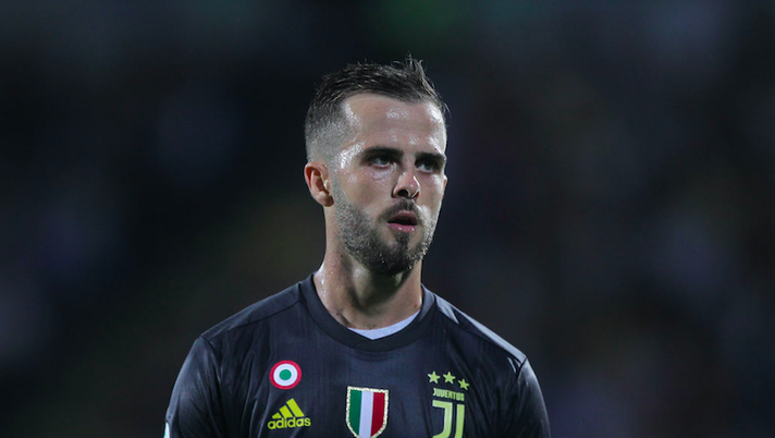 Juve, la Gazza avvisa su Pjanic: “Campanello d’allarme, partite così lo rilassano?” Juve, la Gazza avvisa su Pjanic: “Campanello d’allarme, partite così lo rilassano?” - immagine 1