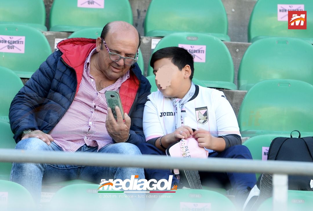 FOTO, i tifosi allo stadio per Palermo – Potenza 2-0 (Gallery) - immagine 92