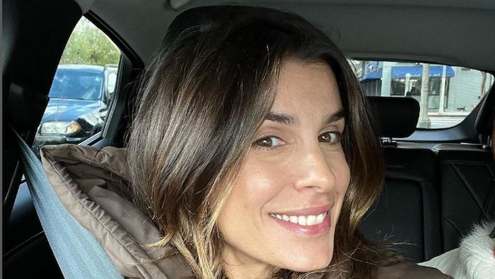 Elisabetta Canalis pensa positivo: “Dopo tre giorni ko sono rinata” Elisabetta Canalis pensa positivo: “Dopo tre giorni ko sono rinata” - immagine 1