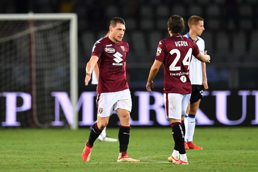 TURIN, ITALY - AUGUST 21: Andrea Belotti (L) of Torino FC celebrates a goal with teamk mate Simone Verdi during the Serie A match between Torino FC and Atalanta BC at Stadio Olimpico di Torino on August 21, 2021 in Turin, Italy. (Photo by Valerio Pennicino/Getty Images) TURIN, ITALY - AUGUST 21: Andrea Belotti (L) of Torino FC celebrates a goal with teamk mate Simone Verdi during the Serie A match between Torino FC and Atalanta BC at Stadio Olimpico di Torino on August 21, 2021 in Turin, Italy. (Photo by Valerio Pennicino/Getty Images)