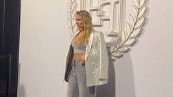 VIDEO / Milano Fashion Week: Costanza Caracciolo alla sfilata di Elisabetta Franchi