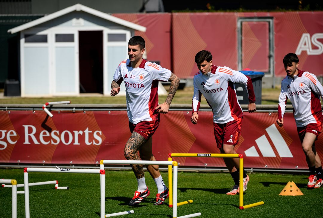 Trigoria, primo allenamento della pausa nazionali – FOTO GALLERY - immagine 30