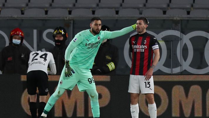 Gigio Donnarumma ed Alessio Romagnoli (AC Milan), qui durante Spezia-Milan 2-0 (Serie A 2020-2021) | News (Getty Images) 