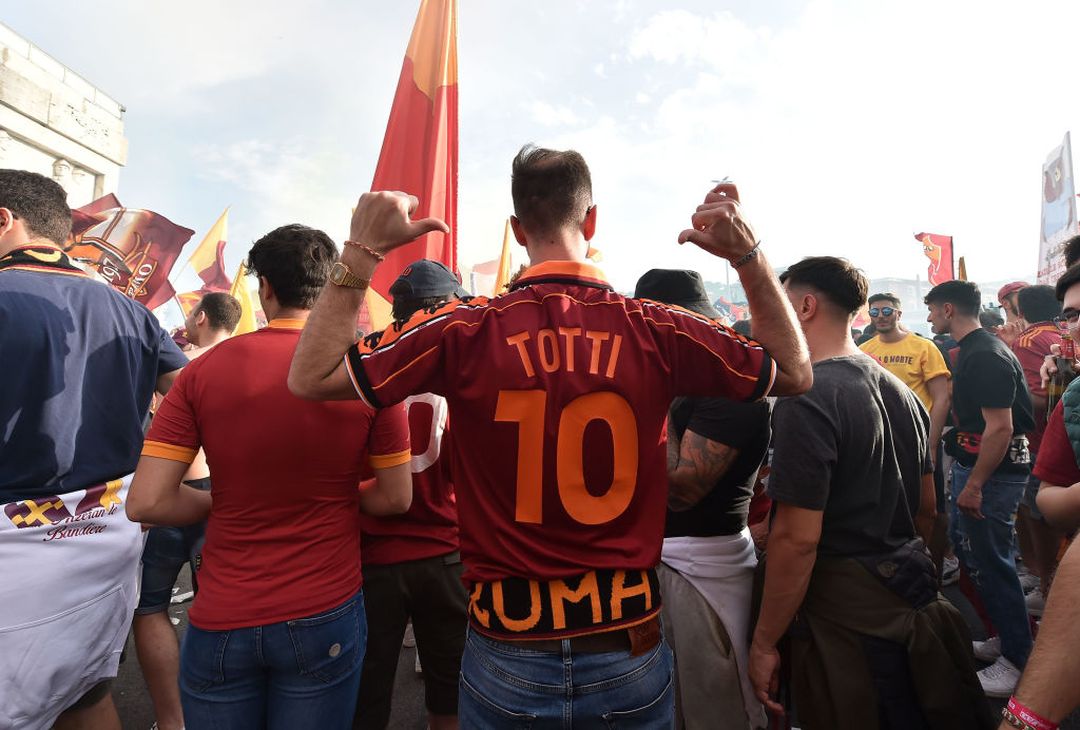 Roma-Feyenoord, all’Olimpico oltre 50mila tifosi – FOTO GALLERY - immagine 12