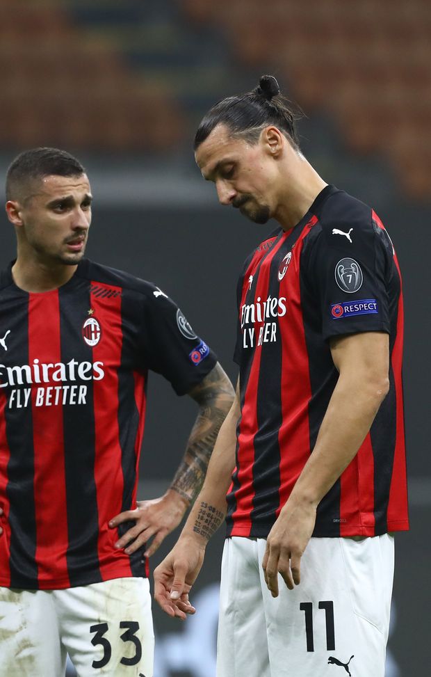 MILAN, ITALY - NOVEMBER 05: Zlatan Ibrahimovic (R) and Rade Krunic (L) of AC Milan show their dejection during the UEFA Europa League Group H stage match between AC Milan and LOSC Lille at San Siro Stadium on November 5, 2020 in Milan, Italy. (Photo by Marco Luzzani/Getty Images) MILAN, ITALY - NOVEMBER 05: Zlatan Ibrahimovic (R) and Rade Krunic (L) of AC Milan show their dejection during the UEFA Europa League Group H stage match between AC Milan and LOSC Lille at San Siro Stadium on November 5, 2020 in Milan, Italy. (Photo by Marco Luzzani/Getty Images)
