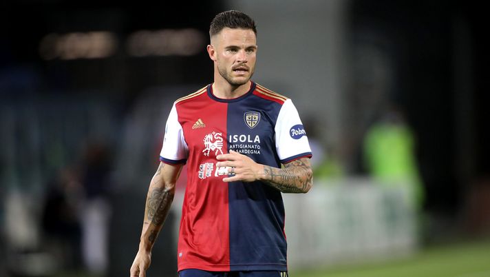 CAGLIARI, ITALY - MAY 22: Nahitan Nandez of Cagliari looks on during the Serie A match between Cagliari Calcio and Genoa CFC at Sardegna Arena on May 22, 2021 in Cagliari, Italy. Sporting stadiums around Italy remain under strict restrictions due to the Coronavirus Pandemic as Government social distancing laws prohibit fans inside venues resulting in games being played behind closed doors (Photo by Enrico Locci/Getty Images) CAGLIARI, ITALY - MAY 22: Nahitan Nandez of Cagliari looks on during the Serie A match between Cagliari Calcio and Genoa CFC at Sardegna Arena on May 22, 2021 in Cagliari, Italy. Sporting stadiums around Italy remain under strict restrictions due to the Coronavirus Pandemic as Government social distancing laws prohibit fans inside venues resulting in games being played behind closed doors (Photo by Enrico Locci/Getty Images)