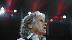 Benfica, nervi tesi per Jorge Jesus: si arrabbia per… il troppo rumore e rifiuta di iniziare l’intervista