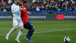 Ex Inter, Gary Medel torna in Italia. Andrà al Bologna: le cifre