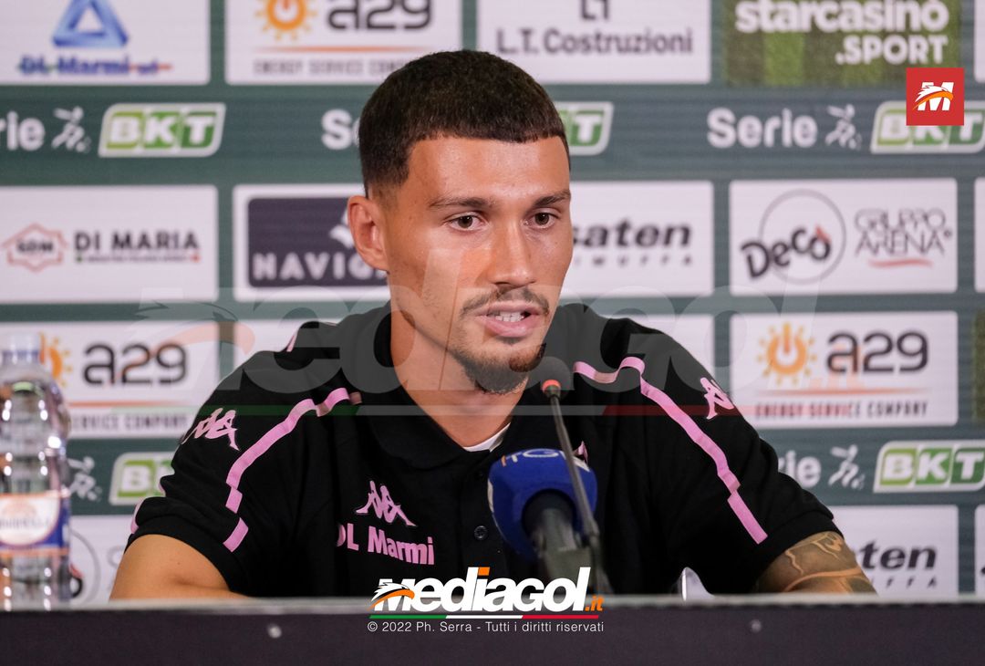 FOTO PALERMO, La presentazione di Davide Bettella in conferenza stampa (Gallery) - immagine 4