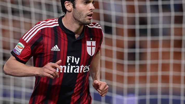 MILAN, ITALY - MAY 18: Kaka of AC Milan during the Serie A match between AC Milan and US Sassuolo Calcio at San Siro Stadium on May 18, 2014 in Milan, Italy. (Photo by Claudio Villa/Getty Images) MILAN, ITALY - MAY 18: Kaka of AC Milan during the Serie A match between AC Milan and US Sassuolo Calcio at San Siro Stadium on May 18, 2014 in Milan, Italy. (Photo by Claudio Villa/Getty Images)