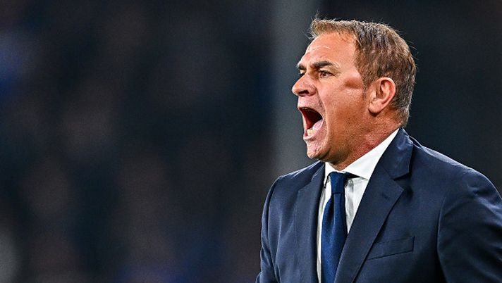 GENOA, ITALY - APRIL 22: Leonardo Semplici head coach of Spezia reacts during the Serie A match between UC Sampdoria and Spezia Calcio at Stadio Luigi Ferraris on April 22, 2023 in Genoa, Italy. (Photo by Simone Arveda/Getty Images) Spezia, Semplici: “Abbiamo i mezzi per salvarci, bravi a crederci fino in fondo” - immagine 1