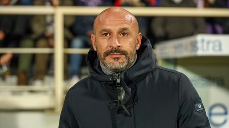 GERMOGLI PH: 30 NOVEMBRE 2021 FIRENZE STADIO ARTEMIO FRANCHI SERIE A FIORENTINA VS SAMPDORIA NELLA FOTO MISTER VINCENZO ITALIANO GERMOGLI PH: 30 NOVEMBRE 2021 FIRENZE STADIO ARTEMIO FRANCHI SERIE A FIORENTINA VS SAMPDORIA NELLA FOTO MISTER VINCENZO ITALIANO