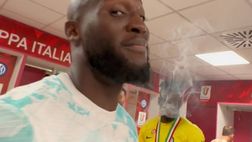 Inter vince la Coppa Italia e Lukaku… si accende un sigaro (VIDEO)