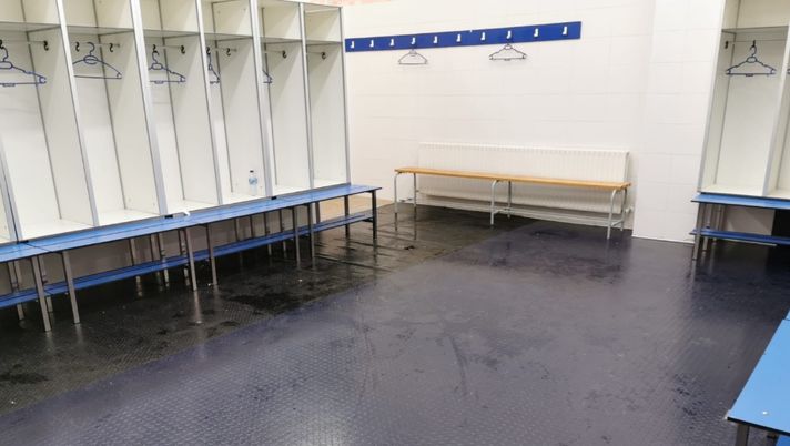 Partita finita, protesta arbitrali, ma spogliatoio lasciato in maniera impeccabile dagli ospiti del Malaga... Partita finita, protesta arbitrali, ma spogliatoio lasciato in maniera impeccabile dagli ospiti del Malaga...