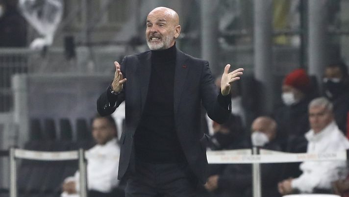 Stefano Pioli (allenatore AC Milan) durante Milan-Lille (Europa League 2020-2021) | AC Milan News (Getty Images) 