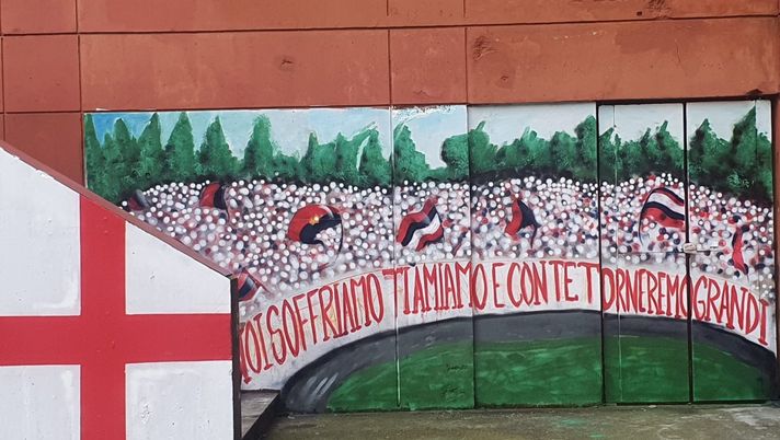 Il derby dei murales: De André e Scoglio, contro l’Europa e Boskov Il derby dei murales: De André e Scoglio, contro l’Europa e Boskov - immagine 1