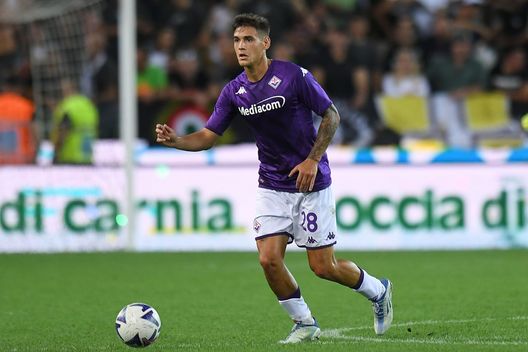 UDINE, ITALY - AUGUST 31: Lucas Martinez Quarta of ACF Fiorentina in action during the Serie A match between Udinese Calcio and ACF Fiorentina at Dacia Arena on August 31, 2022 in Udine, Italy. (Photo by Alessandro Sabattini/Getty Images) Dal cs: Quarta e Sottil si allenano a parte. Buone notizie su Nico Gonzalez- immagine 2