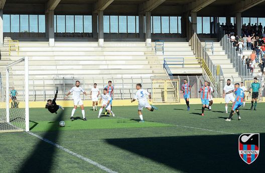 credit Catania SSD Catania, Ferraro: “Il gioco arriverà per adesso conta vincere”- immagine 2